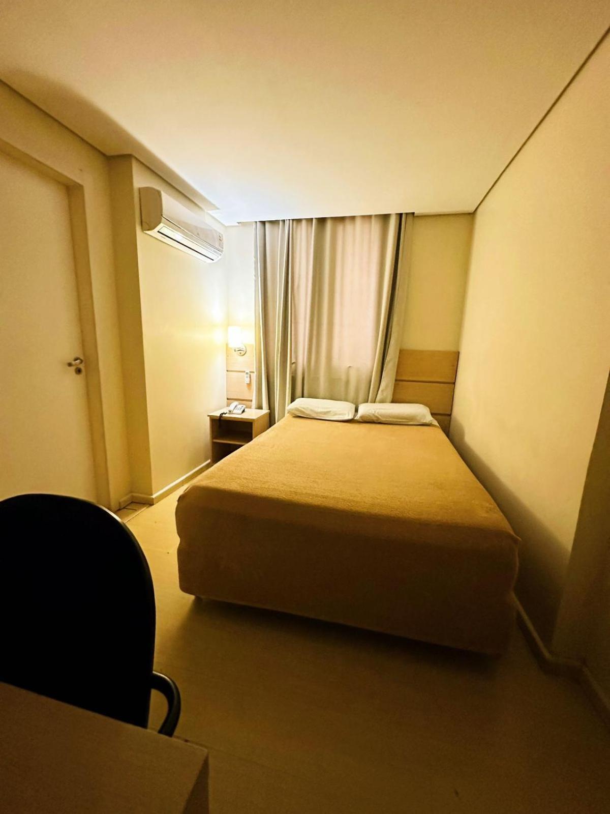 Umbu Hotel Porto Alegre - Centro Historico - Prox Aeroporto 15Min Phòng bức ảnh
