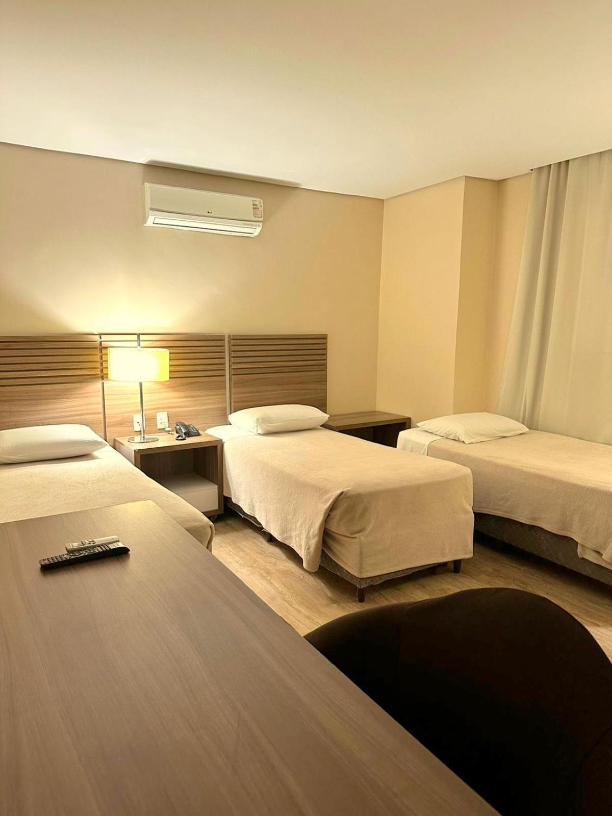 Umbu Hotel Porto Alegre - Centro Historico - Prox Aeroporto 15Min Phòng bức ảnh