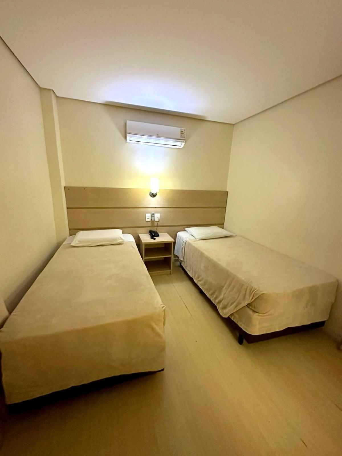 Umbu Hotel Porto Alegre - Centro Historico - Prox Aeroporto 15Min Phòng bức ảnh