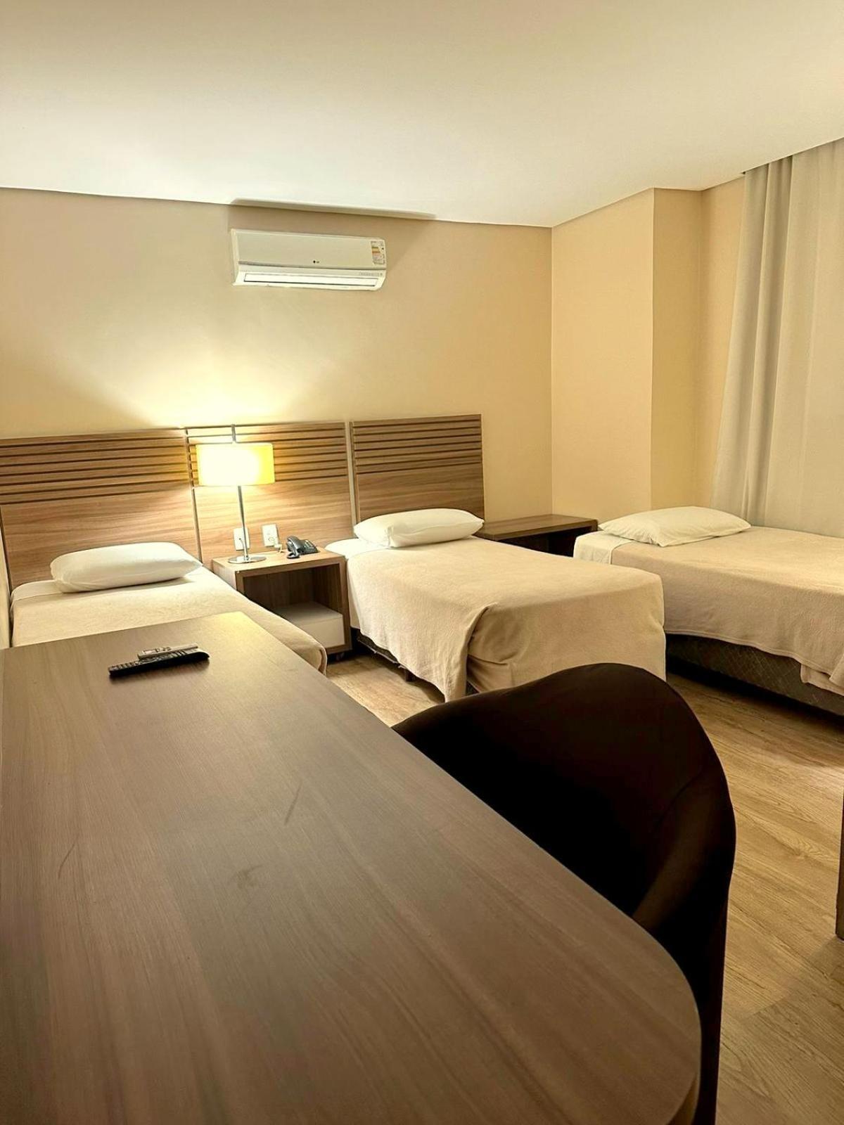 Umbu Hotel Porto Alegre - Centro Historico - Prox Aeroporto 15Min Phòng bức ảnh