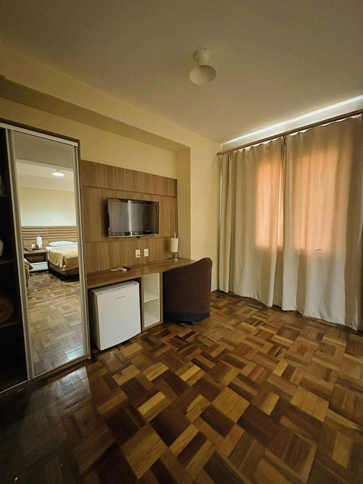 Umbu Hotel Porto Alegre - Centro Historico - Prox Aeroporto 15Min Phòng bức ảnh